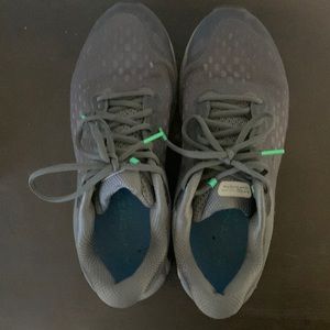 Under Armour Hovr Infinite Men’s Shoes Size 11